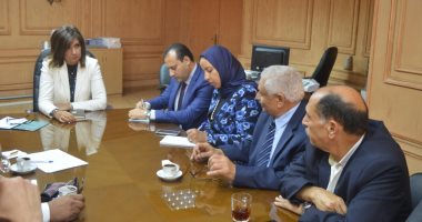وزيرة الهجرة تستقبل وفدا من أعضاء اتحاد المصريين بالخارج