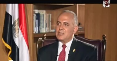فيديو.. وزير الرى يكشف عن تكلفة قناطر اسيوط