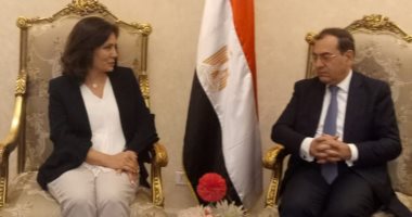 طارق الملا يستقبل وزيرة البترول الأردنية لبحث التعاون بين البلدين