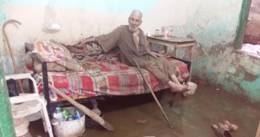 الحكومة تعلن حل أزمة مسن كفيف بالمطرية بعد غرق غرفته بمياه الصرف الصحي 