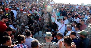 صور.. آلاف الأردنيين يشيعون جثامين شهداء عملية "السلط" الأمنية
