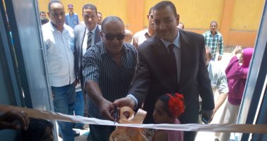 صور.. رئيس مدينة الطود بالأقصر يشهد افتتاح مركزين للخدمات البريدية بعد تطويرهما