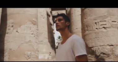 "تنشيط السياحة"تنشر فيديو للسباح الأولمبى كالفين جوستوس يروج للمعالم المصرية