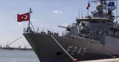 السفن الحربية التركية تعترض سفينة صيد قبرصية فى المياه الدولية