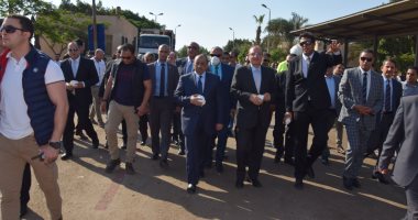محافظ بنى سويف يستعرض مع وزير التنمية المحلية موقف منظومة ومصانع القمامة