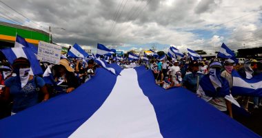 صور.. الآلاف يتظاهرون فى نيكاراجوا للمطالبة بإطلاق سراح معتقلين