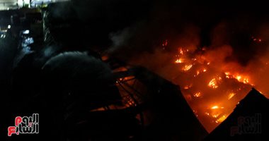 فيديو .. استمرار عمليات إطفاء حريق مخزن مصنع مستحضرات التجميل بأكتوبر 
