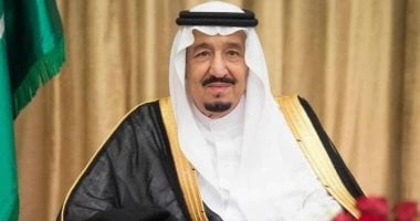 العاهل السعودى يهنئ الشيخ مشعل الأحمد بتزكيته وليًا للعهد فى الكويت