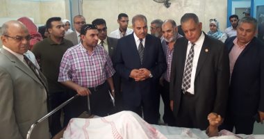 صور.. رئيس جامعة الأزهر يتفقد مستشفى الجامعة بدمياط 