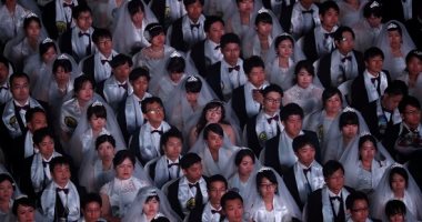 صور.. زفاف جماعى بكوريا الجنوبية يحظى بإقبال كبير من المواطنين