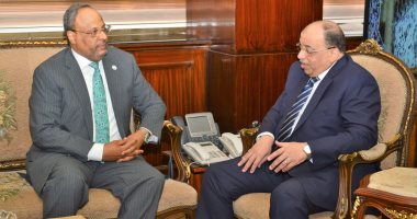 وزير التنمية المحلية يستقبل سفير الإمارات لبحث دعم التعاون بين البلدين