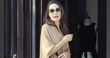 أنجلينا جولى تدخل عالم تصميم الأزياء بإطلاق علامتها التجارية Atelier Jolie