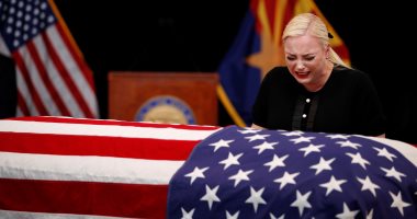 ابنة ماكين حولت جنازته من نعى للسيناتور الراحل إلى هجوم على ترامب