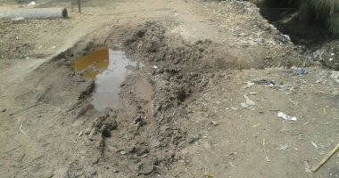 كسر ماسورة مياه منذ 10 أيام بقرية منشأة الكردى بكفر الزيات