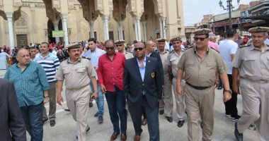 مدير أمن الغربية يتفقد خدمات تأمين مسجد سيدى أحمد البدوى بطنطا