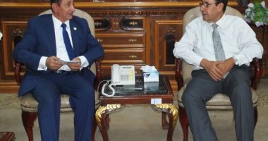 محافظ شمال سيناء يلتقى رئيس جامعة العريش