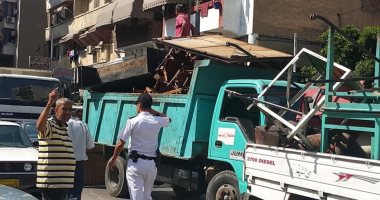 غلق 6 محلات وتحرير 11 محضر إشغال طريق ببورسعيد