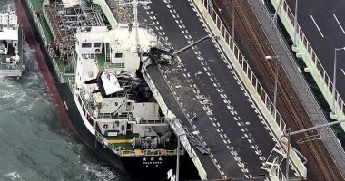 15 صورة تكشف أضرار إعصار "جيبى" المتسبب فى كوارث اليابان