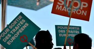 400 مصاب فى احتجاجات ضد رفع أسعار الوقود فى فرنسا
