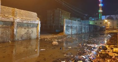قارئ يشكو من غرق شوارع قرية أبو على بمياه الصرف الصحى