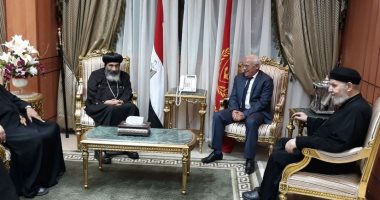 وفد مطرانية بورسعيد يقدم التهنئة للمحافظ بمناسبة تجديد الثقة