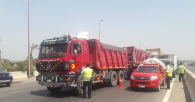 حملات مرورية بمحاور القاهرة والجيزة لرصد المخالفين لقواعد المرور