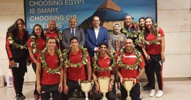 اللجنة الأوليمبية تستقبل أبطال السباحة المصرية.. صور