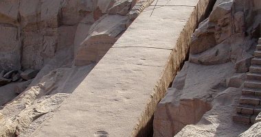 المسلة الناقصة فى أسوان تثبت حرفية المصريين القدماء فى قطع الأحجار