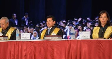 وزير الرياضة يشهد حفل تخرج دفعة بالأكاديمية العربية للعلوم والتكنولوجيا 
