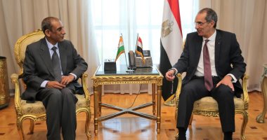 وزير الاتصالات يبحث مع سفير الهند بالقاهرة جذب الاستثمارات الهندية إلى مصر