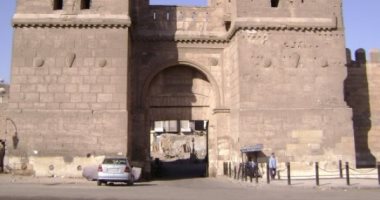 الآثار تطلق مشروعات ترميم لمبانى القاهرة التاريخية.. أبرزها باب النصر
