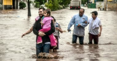 صور.. الفيضانات تغمر شوارع مدينة كولياكان بالمكسيك