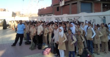 فيديو وصور.. فرحة تلاميذ كفر الشيخ بـ"أول يوم مدارس"