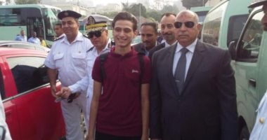 صور .. مدير  أمن للقاهرة يتفقد عدد من المدارس مع بداية أول أيام الدراسة 