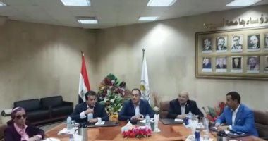 رئيس الوزراء يشهد اجتماع مجلس جامعة أسيوط ويشيد بدورها التعليمى 
