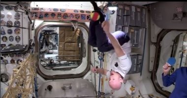 الجاذبية بتفرق.. أول مباراة "تنس" فى الفضاء.. فيديو وصور