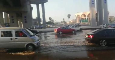 كثافات مرورية بسبب كسر ماسورة مياه بمحور المشير اتجاه مدينة نصر