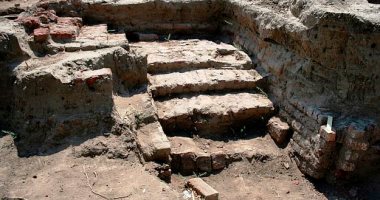 ديلى ميل تلقى الضوء على الحمام الرومانى المكتشف فى جنوب القاهرة