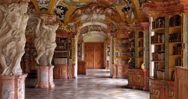 رحلة للبحث عن أجمل المكتبات حول العالم.. مغامرة خاصة للمصور "ماسيمو ليسترى"