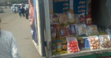 صور.. أمن الجيزة يوفر الخضروات ضمن مبادرة "كلنا واحد" فى الطوابق وأم المصريين