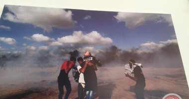صور.. الاحتلال الإسرائيلى يستهدف الصحفيين على حدود قطاع غزة
