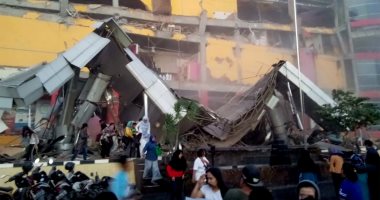 ارتفاع عدد ضحايا زلزال وتسونامى إندونيسيا إلى 832 قتيل 