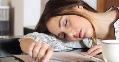 كيف تحارب شعورك بالتعب والإرهاق الدائم فى 6 خطوات