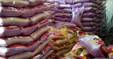 ضبط 16 طن أرز مجهول المصدر بمخزن مواد غذائية بالساحل