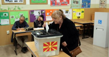 سكان مقدونيا يصوتون فى استفتاء على تغيير اسم البلاد