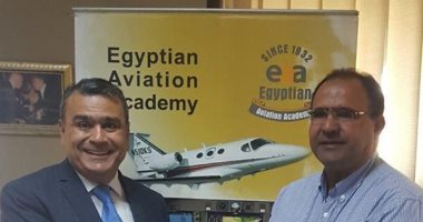 الأكاديمية المصرية لعلوم الطيران تتعاقد على تدريب 153 طالبا ليبيا