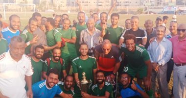فريق "إنشاء الطرق" لكرة القدم يفوز ببطولة الجمهورية للشركات للعام الثانى