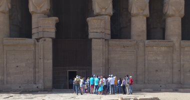 صور.. معبد دندرة يستقبل 26 ألف سائح و20 ألف زائر مصرى منذ بداية 2018