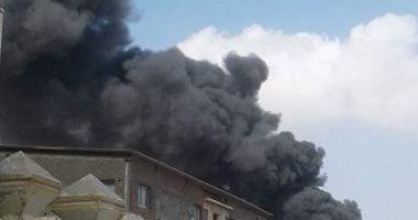 الحماية المدنية تدفع بـ4 سيارات لإطفاء حريق بمصنع غرب الإسكندرية