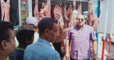 صور.. أمن القليوبية يشارك بمبادرة كلنا واحد لبيع اللحوم بأسعار مخفضة بشبرا